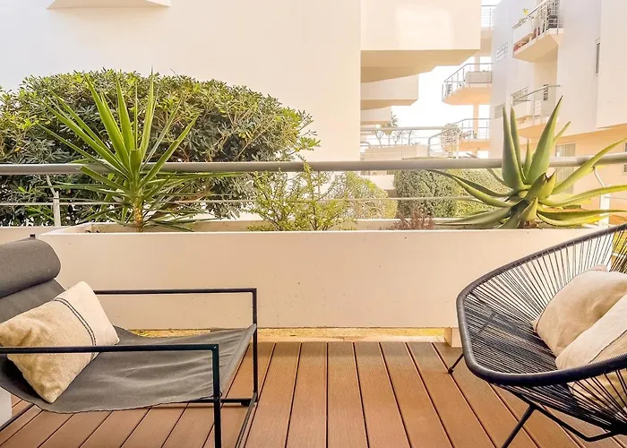 House With Pools In De Tavira