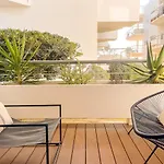 House With Pools In De Tavira