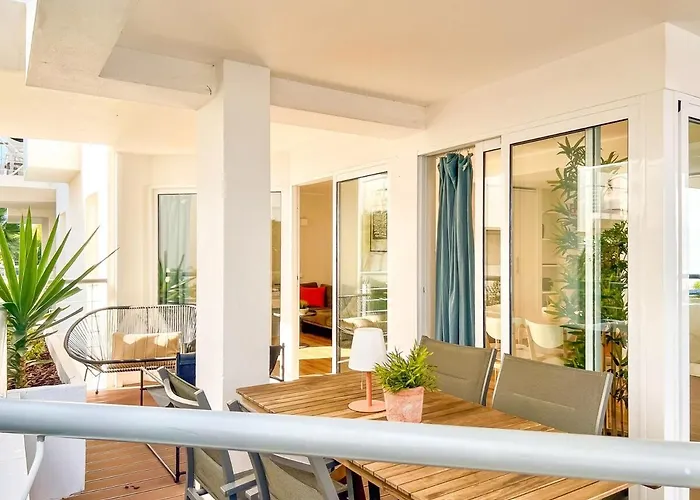 House With Pools In De Tavira